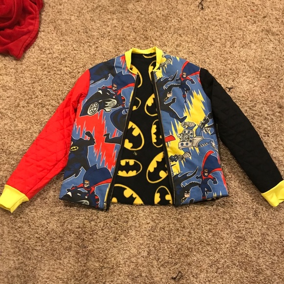 Custom bomber jacket made from a 1996 Batman sheet - Picture 6 of 8